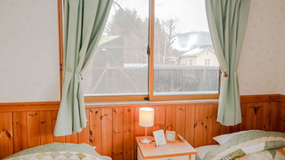 デラックス ツインルーム 共用バスルーム