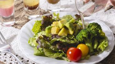 食事・飲み物 / 11