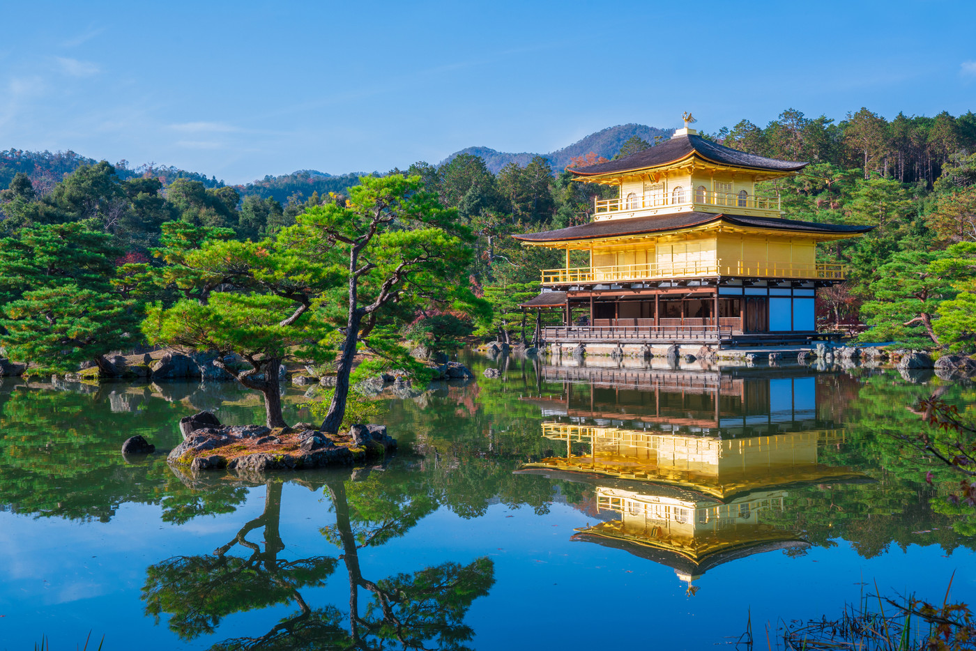 四季折々で見せる姿を変える、美しい「金閣寺」3529359