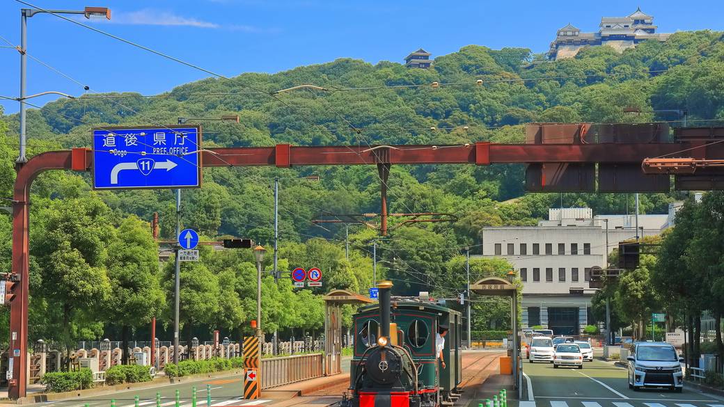 市内を走る路面電車 / 3