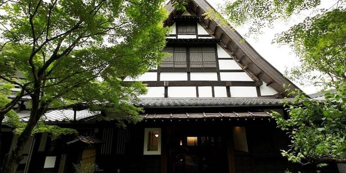 湯谷温泉 合掌造りの宿 はづ合掌(愛知県 旅館) / 1