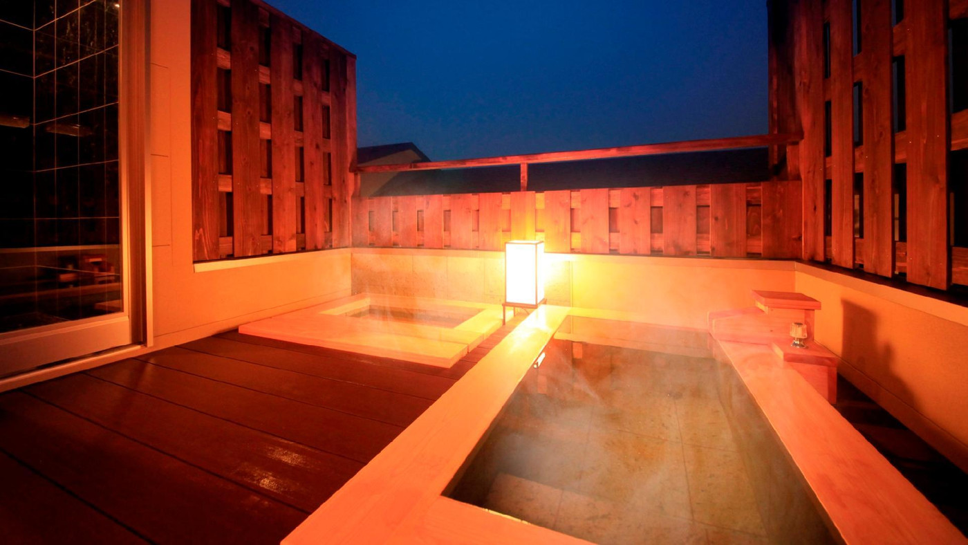 2種類の温泉に酸化還元水を用いた湯、カフェなどうれしい魅力たっぷり♡4262469