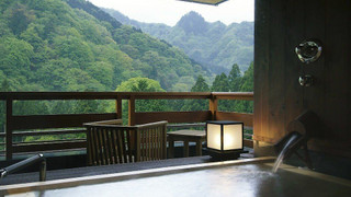 半露天風呂付和室　禁煙