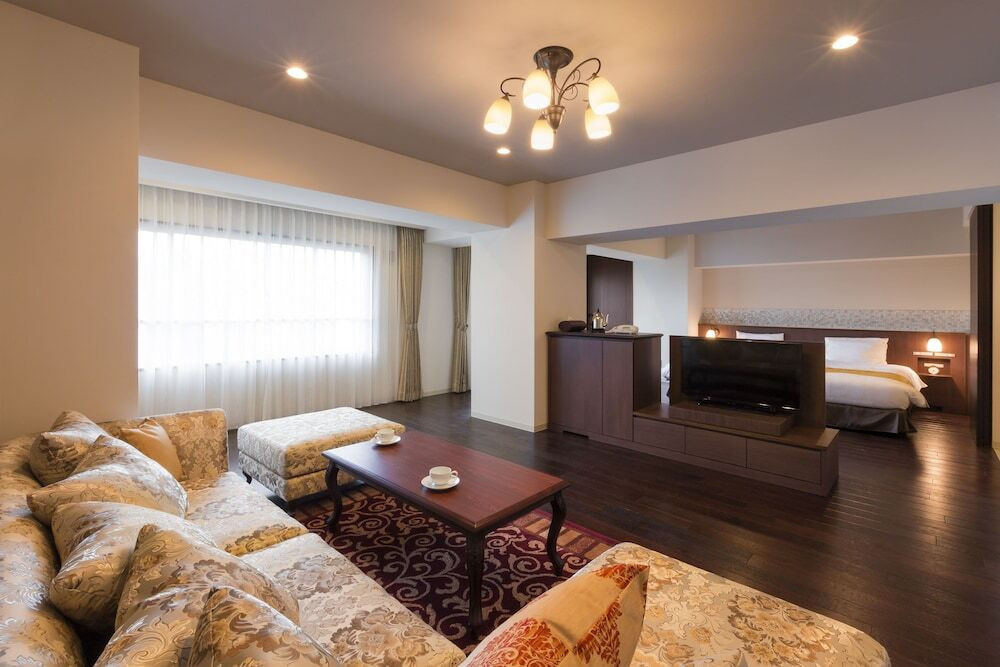 HAKODATE 海峡の風（ハコダテ ウミノカゼ） / 8