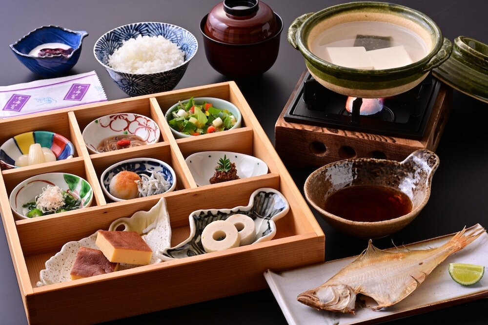 朝食