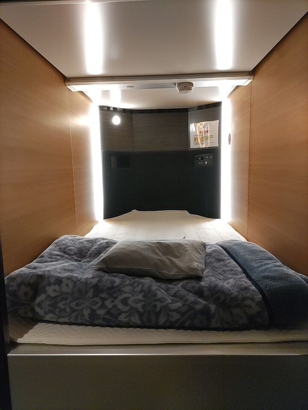 2階プレミアムカプセル