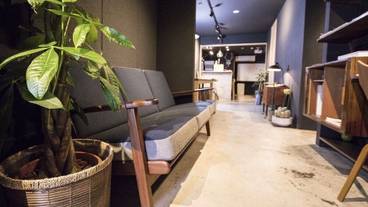 ロビー応接スペース / 3