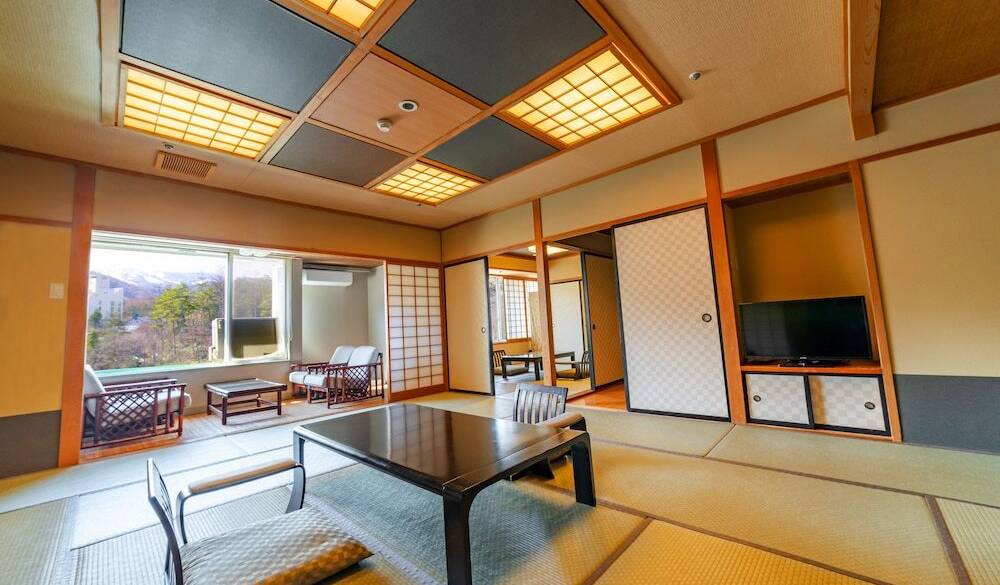 寛ぎのひととき
和室で羽を伸ばす / 1