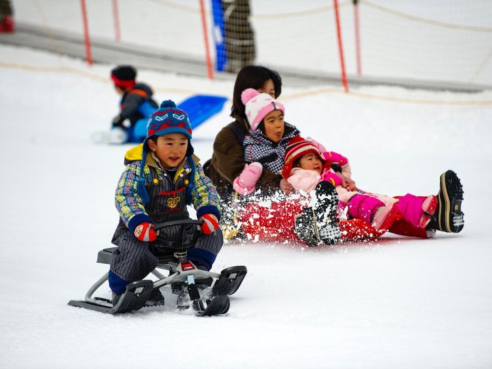 子供用の遊び場 - 屋外