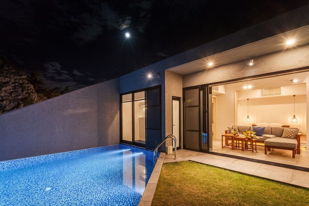 ティーヌ テラス＆プール(2)