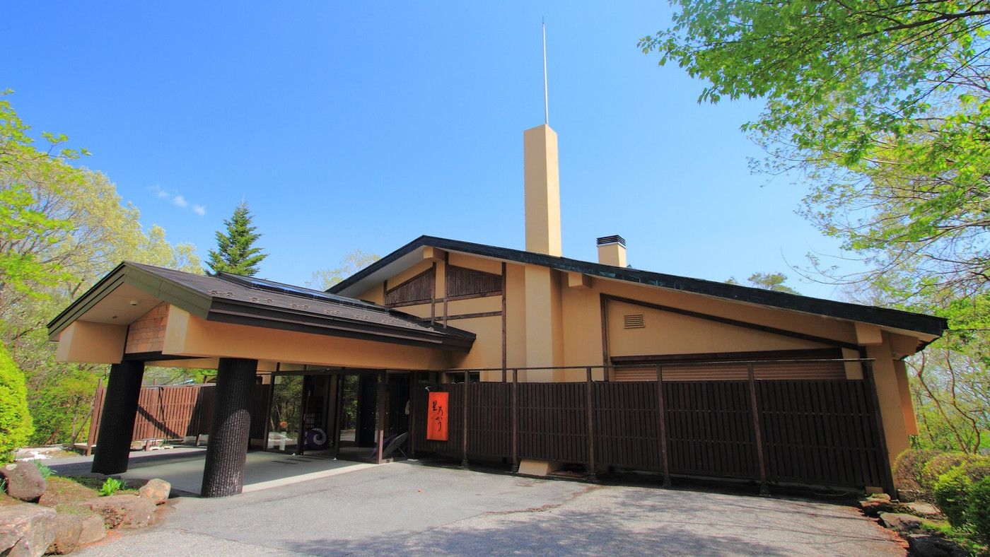 豊かな大自然を眺められる天然温泉の露天風呂付き客室が魅力3388335