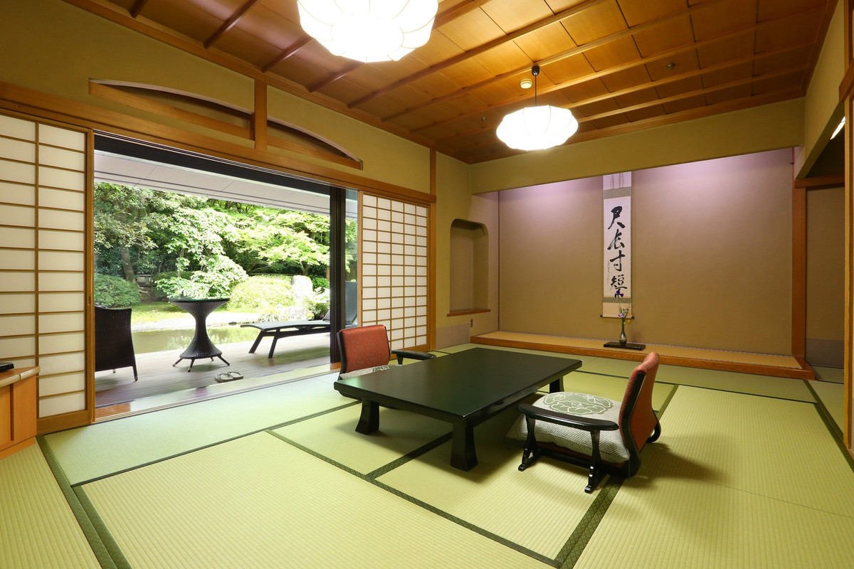 本館 和洋室露天風呂付客室の一例