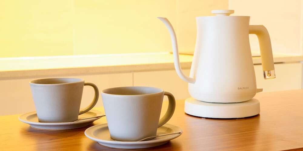 電気ケトル&コーヒーカップ