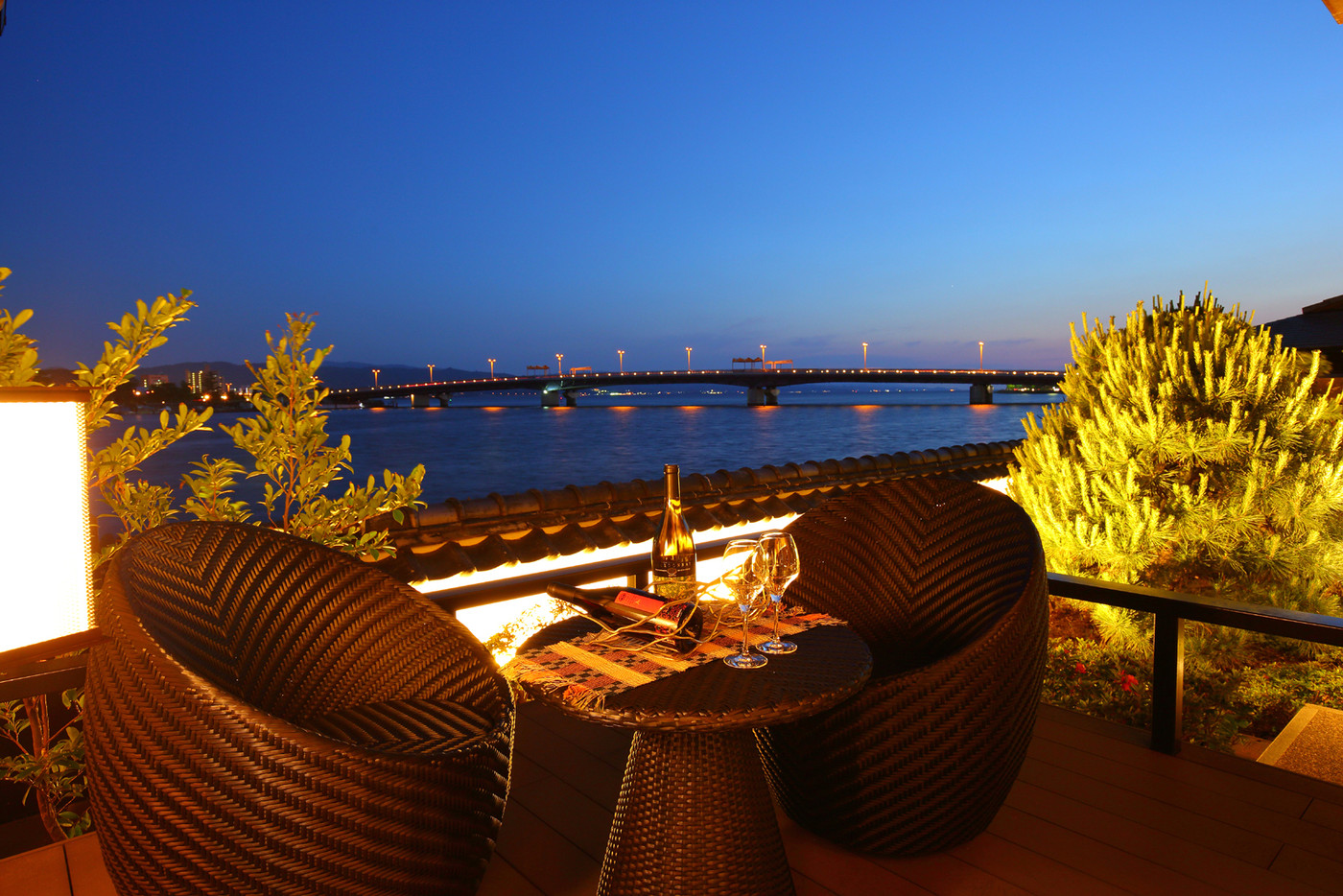 島根の高級旅館で、2人時間を贅沢に過ごそう3393654