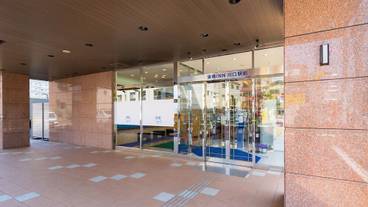 施設の入り口 / 6