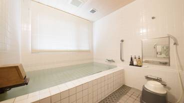 深めの浴槽 / 32