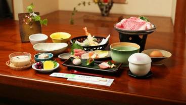 食事・飲み物 / 1