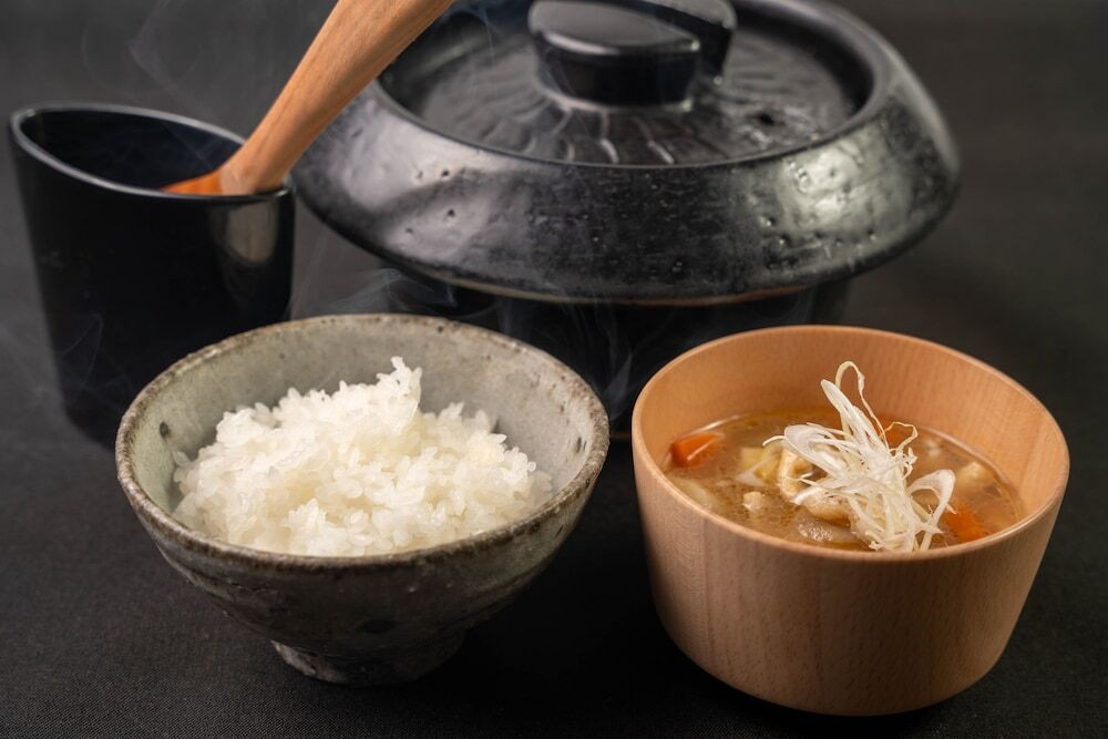 朝食釜炊きごはん