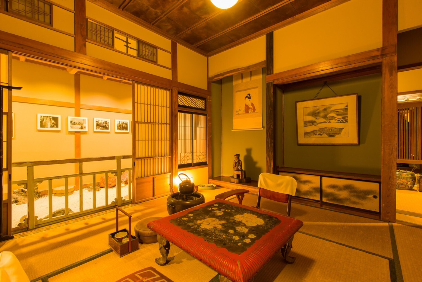 1.【新潟県】越後湯沢温泉 雪国の宿 高半4245934