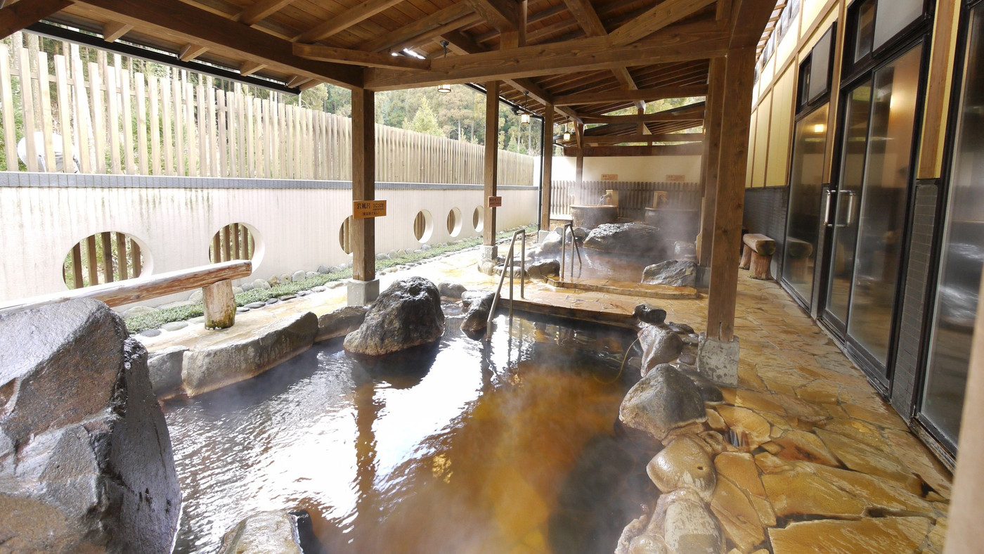 豊かな自然と広い敷地が魅力。ホテル敷地内でスポーツや自然鑑賞を楽しもう3490683