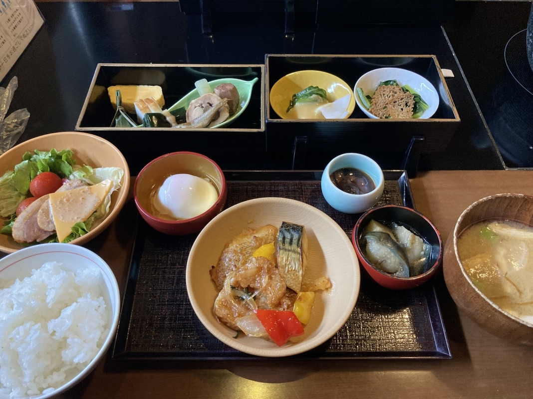 朝食はなかなか充実していました。