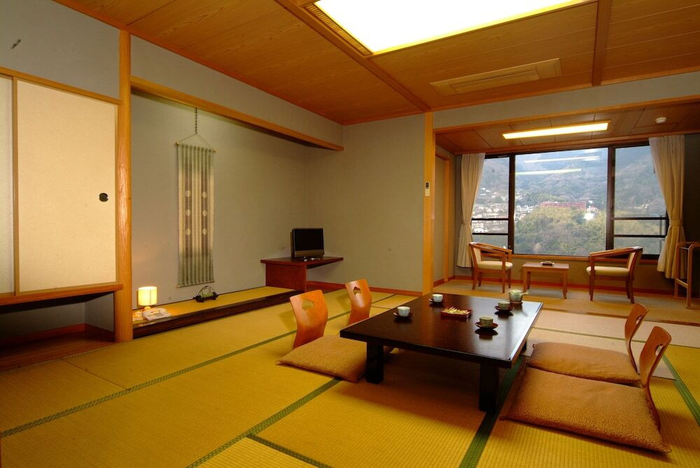 広縁の付いた和室