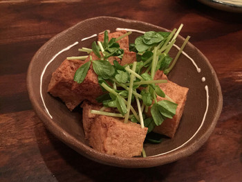 「島の食べものや南風」 料理 71855811 カラッと揚げた島豆腐のにんにく醤油