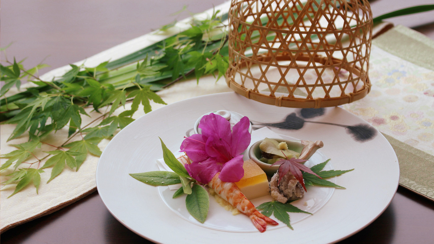 富山の伝統工芸品に魅せられる宿3933874