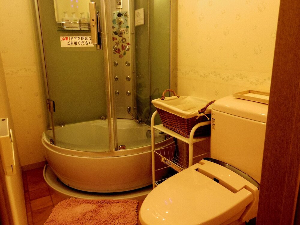 バスルームのシャワー