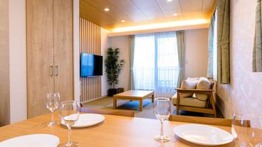 客室内のダイニングエリア / 15