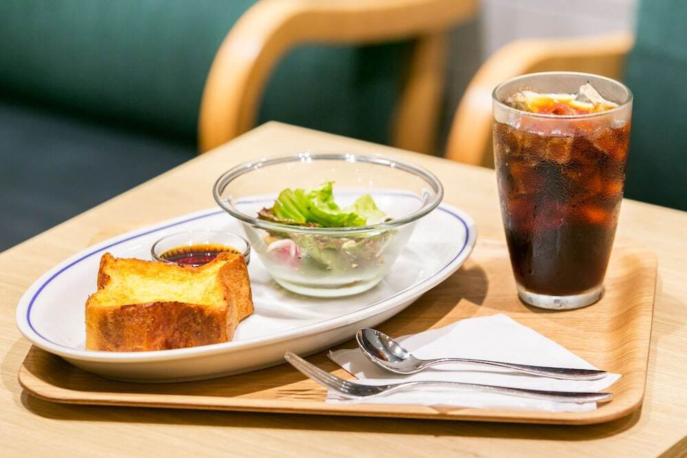 朝食
