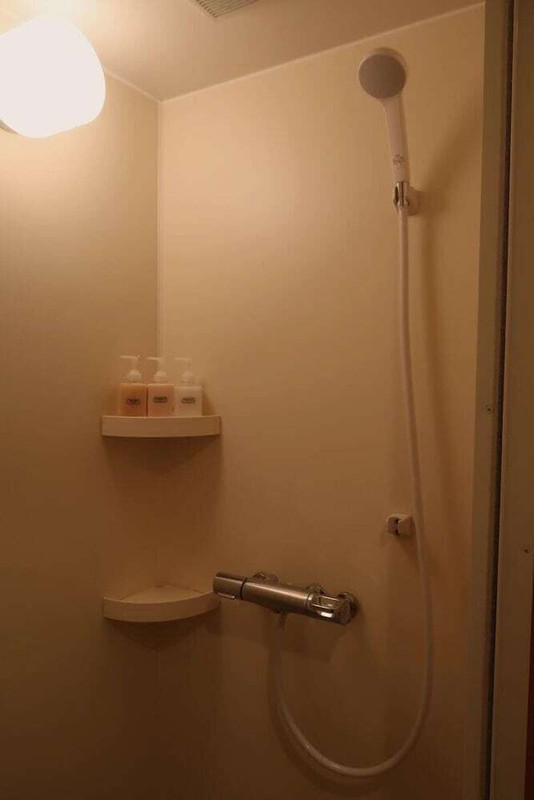 バスルームのシャワー