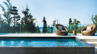 【プライベートプール】 マスターズメゾネット・スイートルーム / 3ベッドルーム