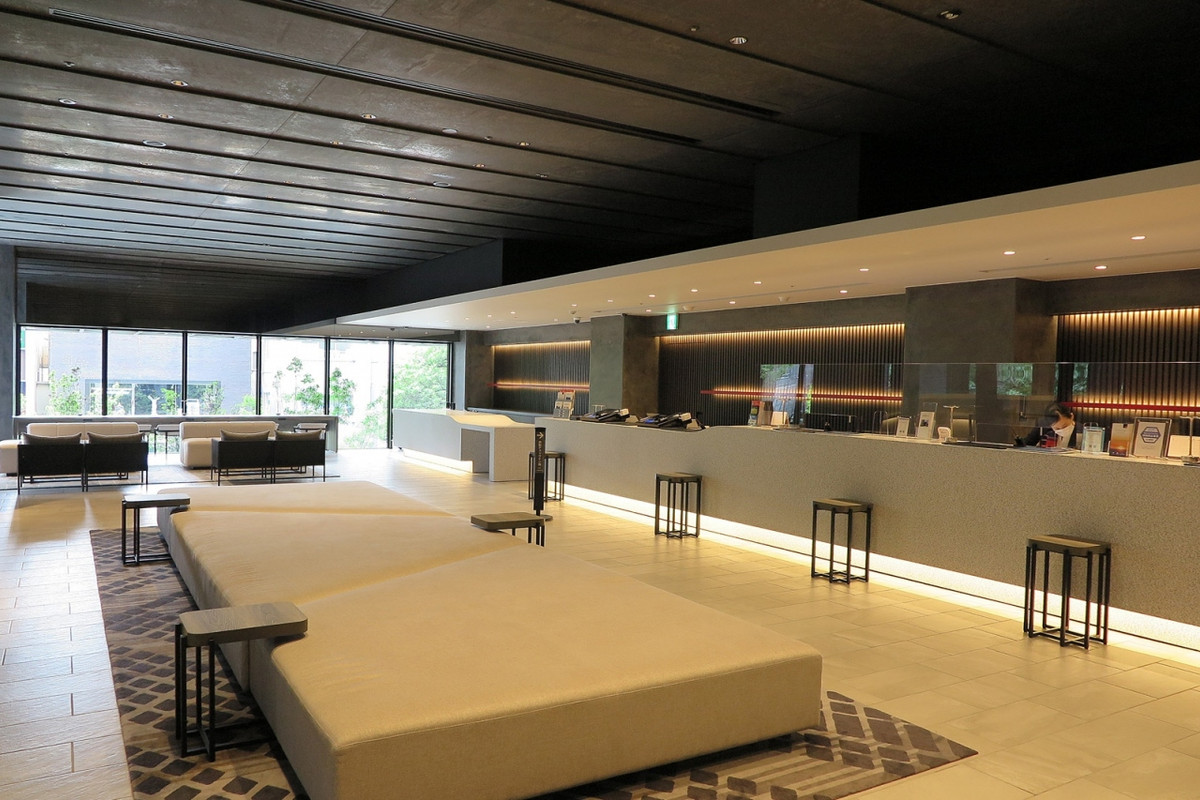 メインロビーは2階です