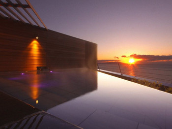 The sunrise over the sea is overwhelming! onsen inn where you can indulge in bathing to your heart's content3363290