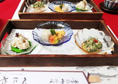 貴船べにや