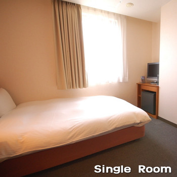 「ホテルは寝るだけ」だからこそシンプル＆質の良さ重視！4235508