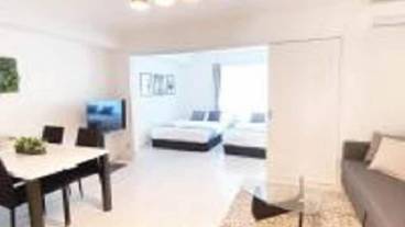 客室内のダイニングエリア / 36