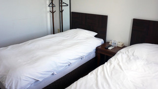 スタンダード ツインルーム 共用バスルーム オーシャンビュー 1階 禁煙