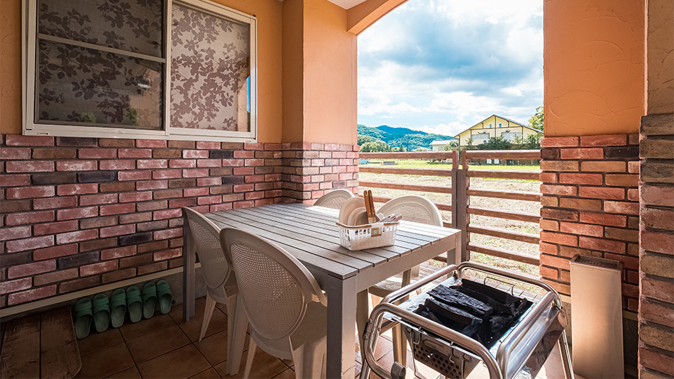 雰囲気抜群。テラコッタ色のコテージで気分は南欧のバカンス3404607