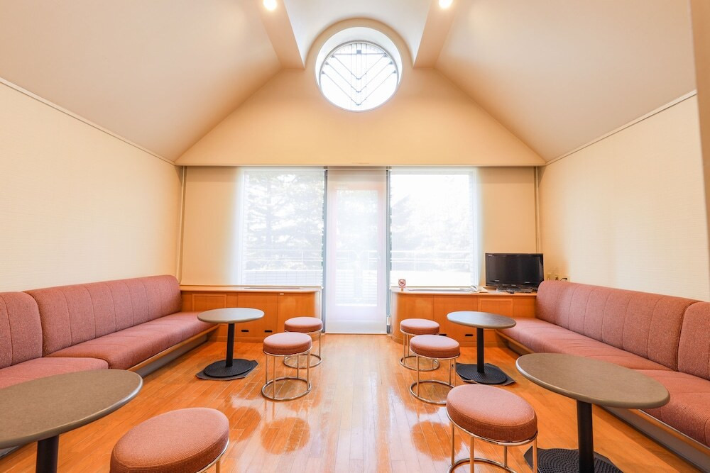 ロビーラウンジ