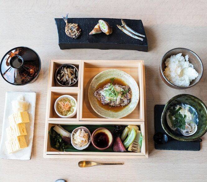 東海をたっぷり味わう
贅沢な和朝食 / 2