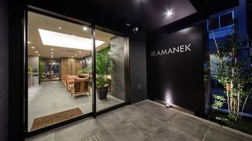 施設の入り口 / 13