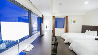 [WEST館禁煙] コーナーツイン (30平米)