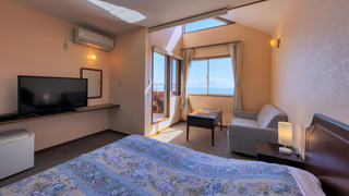 【洋の別邸オーベルジーヌ】露天風呂付き角部屋ダブル「201」 [スタンダード] [ダブルルーム] [喫煙可] [夜景がきれい] [海が見える]