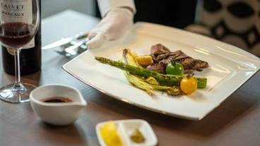 食事・飲み物 / 2