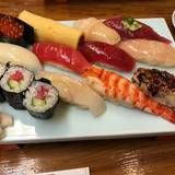 吉野鮨本店（ヨシノズシホンテン）