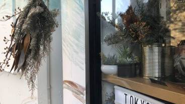 施設の入り口 / 18