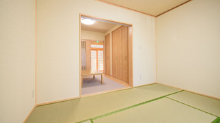 温泉岩風呂付き離れ: 6畳 + 4.5畳 和洋室 [白ゆり/あかね荘]  禁煙