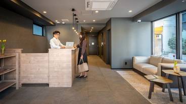 フロント / 3